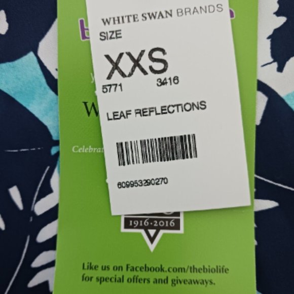 White Swan Bio Womens Scrub top Size XXS Leaf Reflections Cotton Flower Print - Picture 5 of 7